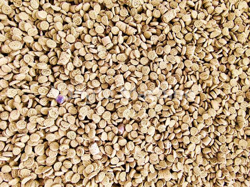 Pelletizing машына yongte WPC паспяхова выпрабавана