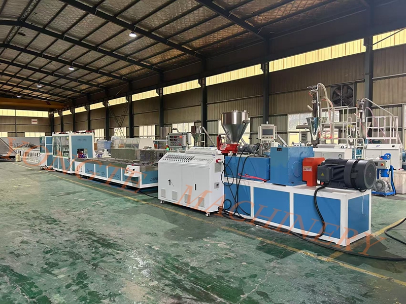 PVC Plastic Machinery Plastic Machine Planting Extruder вядзе новую тэндэнцыю вытворчасці сельскагаспадарчых устаноў