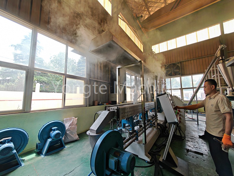 Якія перавагі шрубавага матэрыялу Granulation Machine WPC?