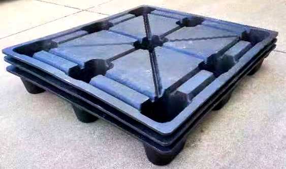 plastic pallet machine
