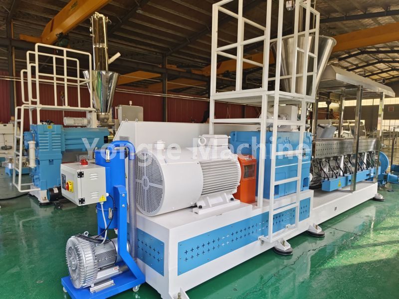 Parallel twin screw extruder of PP/PE WPC Granulator